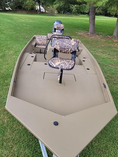 New 2022 G3 20CCJ Jet Tunnel Hull (Desert Brown)