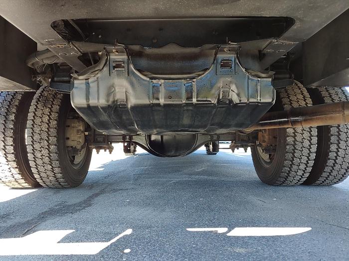 Used Altec AT40-MH 45ft Bucket Boom on 2016 Ford F550 4x4 Reg Cab Utility Truck - 05890