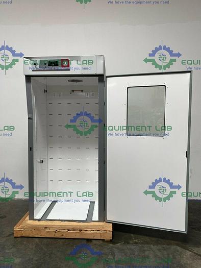 for parts or not working Shel Lab RI40-ZZMFG Large Capacity General Purpose Incubator 40 Cu Ft 70°C