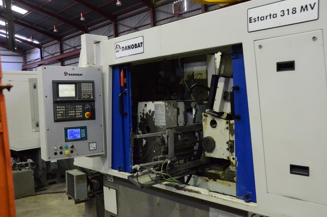 Usado ESTARTA 318 MV CNC Rectificadoras sin centros #4388