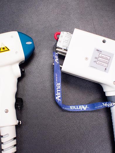 Used Alma Soprano ICE w/ SHR Hair removal laser w/ 3 Hand Pieces