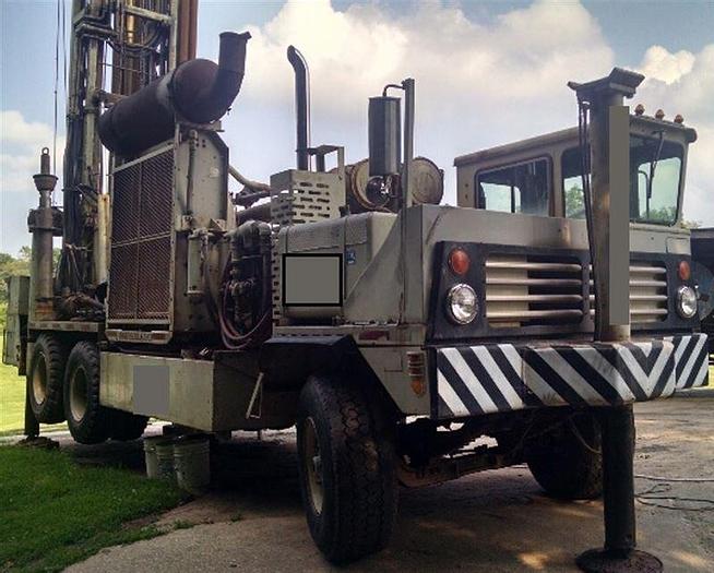 Used 1980 Ingersoll-Rand T4W Drill Rig