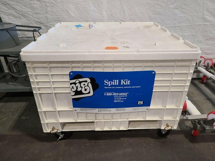 New Pig Spill Kit Extra Large Response Cart MRO KIT204 02 Absorbs up to 143 gal