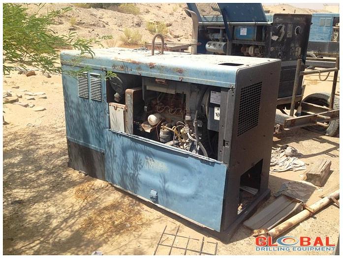 Used Item 0822 : Miller Big Blue 452D Welding Machine