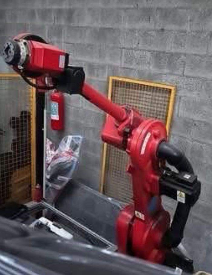 Usato Robot di saldatura
