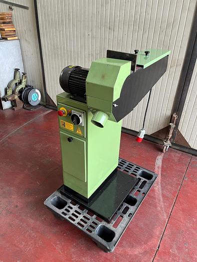 Usato Levigatrice a nastro orientabile