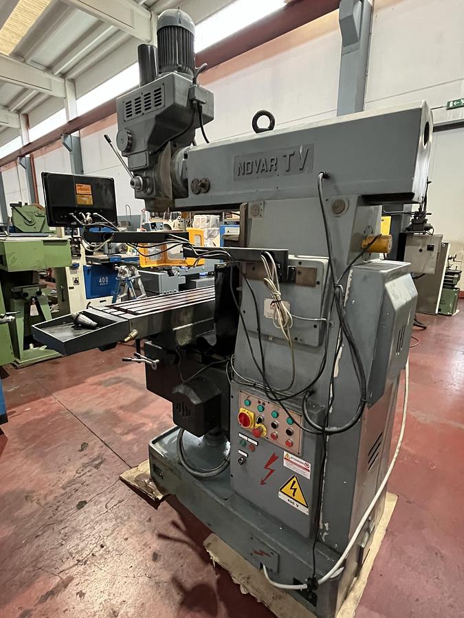 Usato Fresatrice verticale