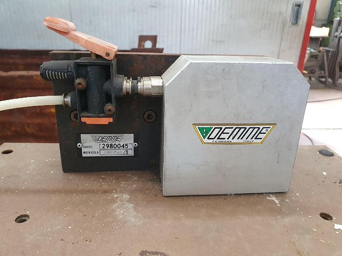 Usato Punzonatrice OEMME squadrette