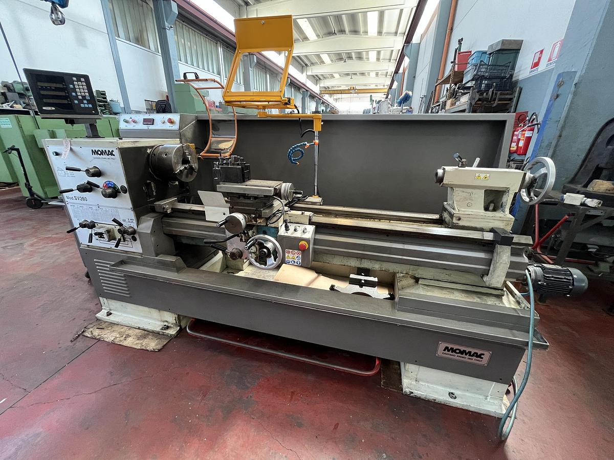 Usato Tornio parallelo MOMAC