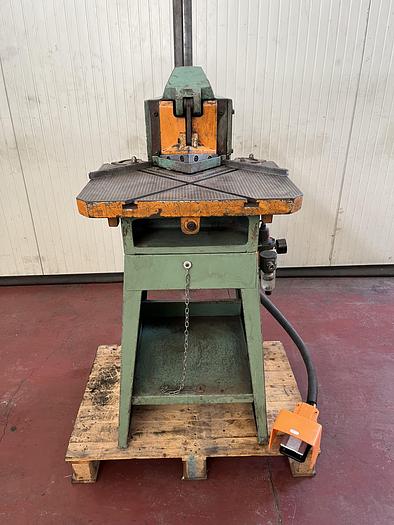 Usato Scantonatrice pneumatica