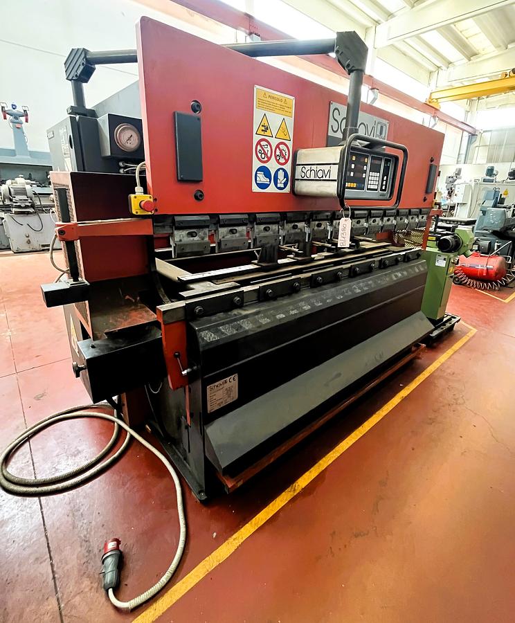 Usato Pressa piegatrice SCHIAVI RG 50 25
