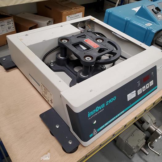 Used New Brunswick Scientific Innova 2100 Platform Shaker