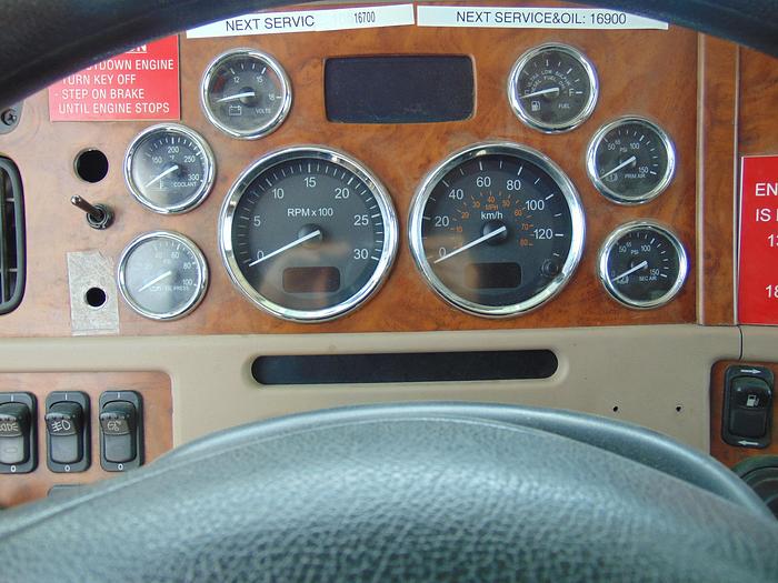 Used 2008 PETERBILT 365