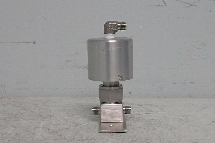 Used Swagelok SS-HBS4-C Nupro Normally Closed Valve