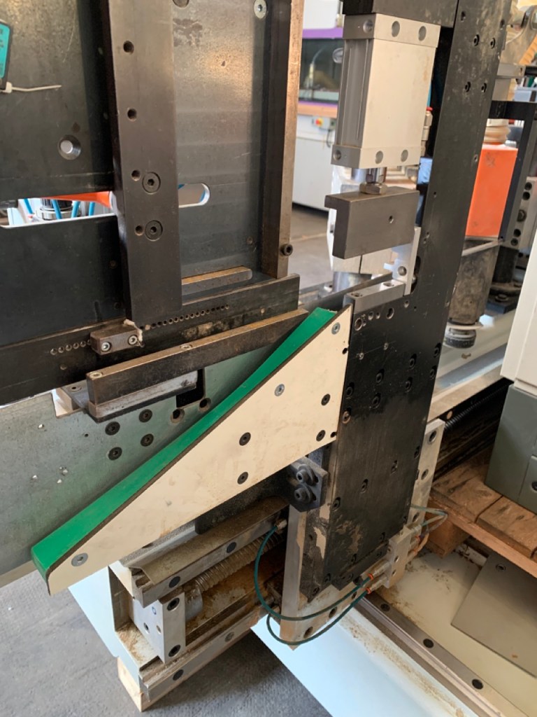 Usato 2008 Fresatrice doppia, marca Promac modello ID3G40