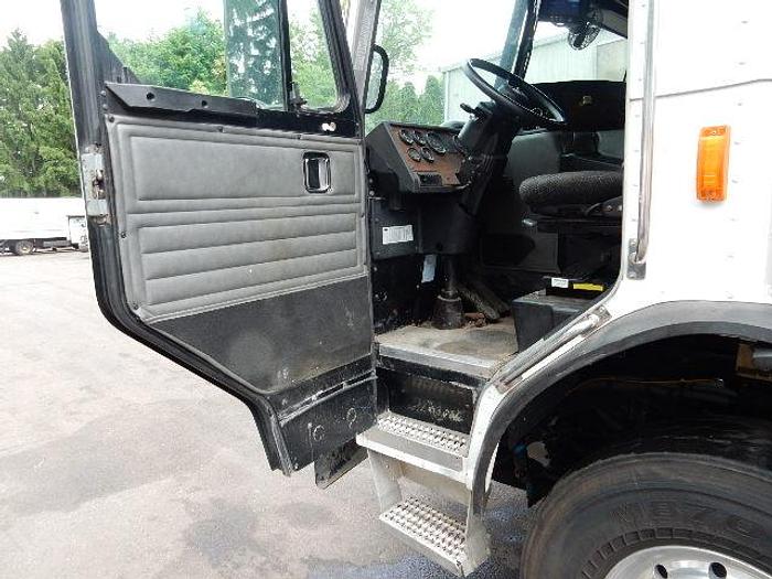 Used 2013 Peterbilt 320- Stock #: 8691