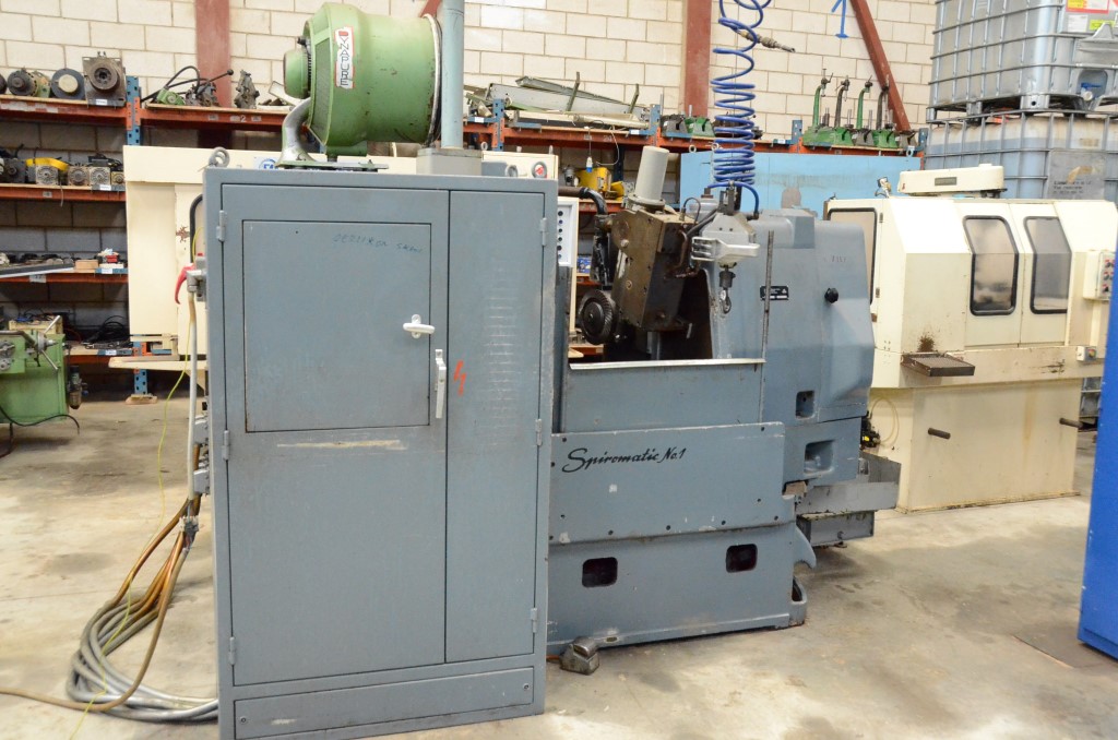 Usado 1979 OERLIKON SKM 1 Talladoras de grupos conicos #7151