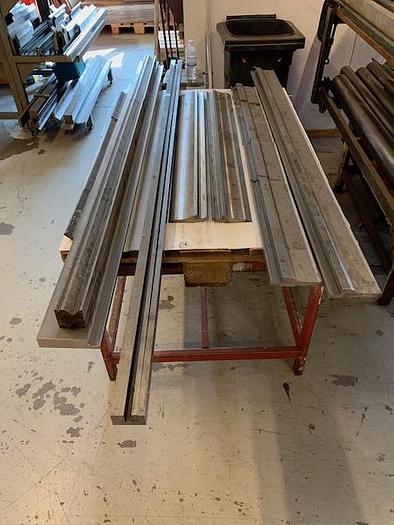 Used PRESS BRAKE, MANUF. DONEWELL, MODEL 35-2000, SERIAL NO.…