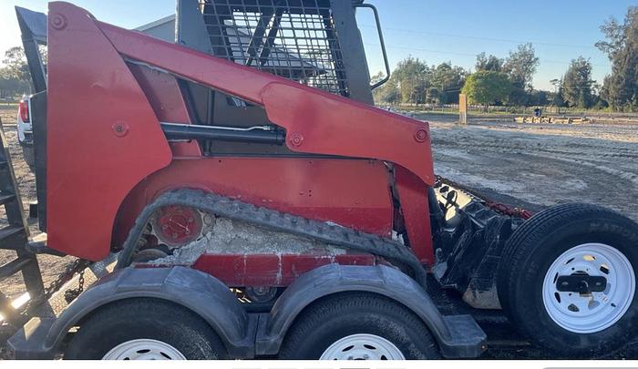 Used Skid Steer GEHL RT105 track /Trailer