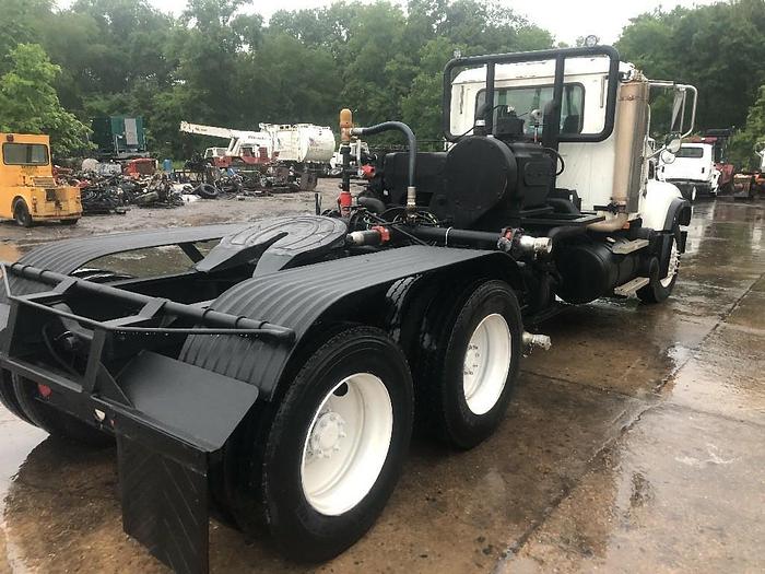 Used 2007 Mack CV713