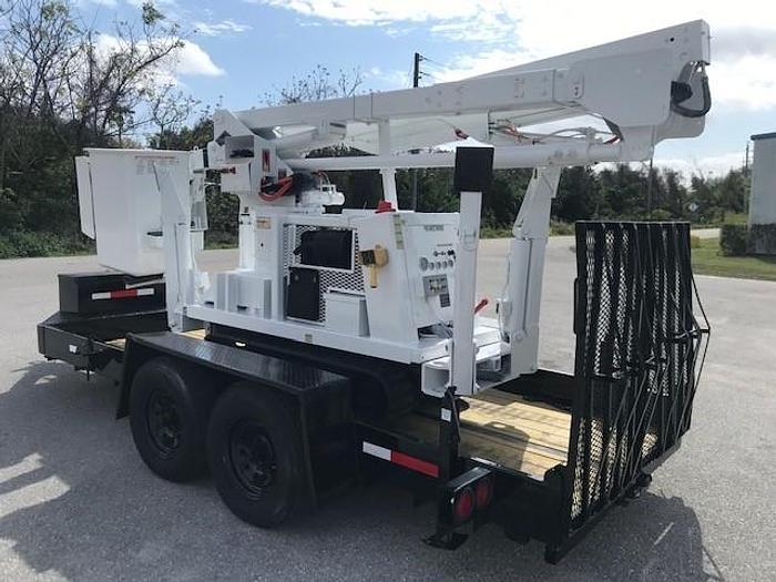 Used 2008 Versalift SST40EIH 45ft Backyard Bucket Crawler - C31650