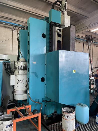 Installata TOS HULIN SKQ 12 NC