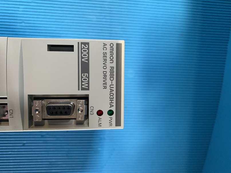 Used Omron AC Servo Driver R88D-UA03HA