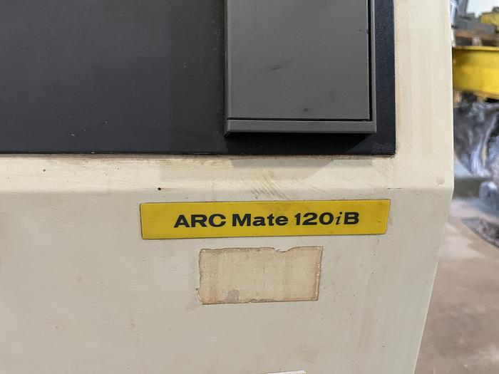 Used FANUC ARCMATE 120iB/10L MIG WELDING ROBOT WIRE FEEDER, TORCH, LINCOLN POWER WAVE 455M