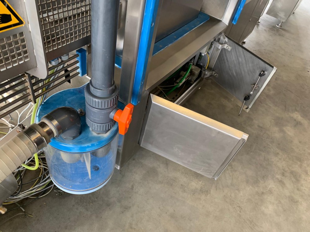 Used Sealpac 800 traysealer