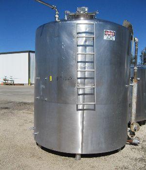 Usado 2000 GALLON PROCESSOR TANK. CHESTER-JENSEN SERIAL CJ6201DS