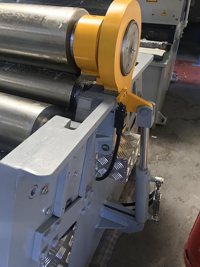 UZMA  4 roll Hydraulic bending rollers 3mm - 22mm  1050mm - 4000mm