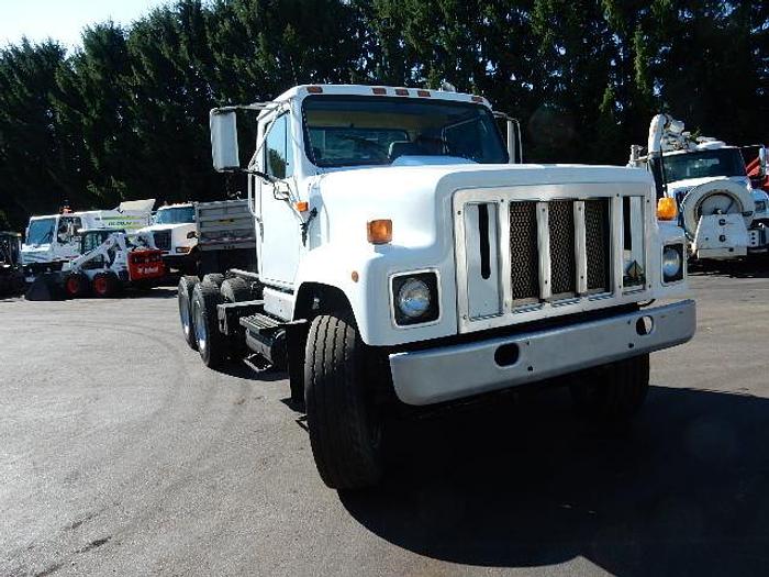 Used 1999 International 2574