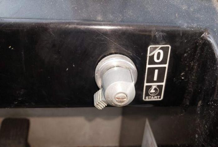 Used JBT AeroTech’s Tempest Deicer, 2004, Excellent Condition