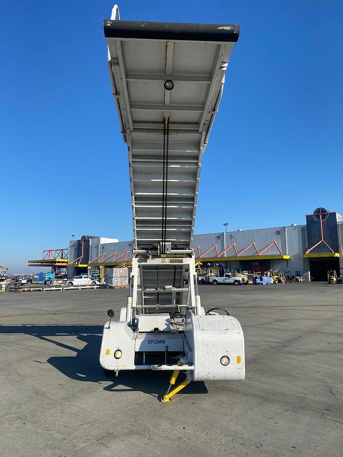 Used Wollard Narrow Body Aircraft Stair Truck