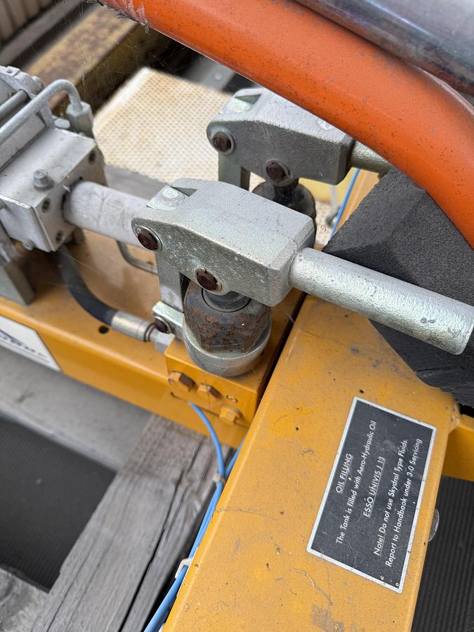 Used 10 Ton Hydraulic Axle Jack