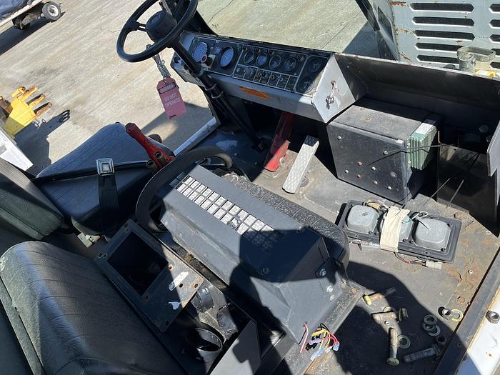 Used JBT B-600 Pushack Tractor