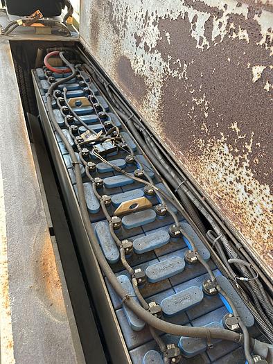 Used TUG Model 660E Electric Belt Loaders