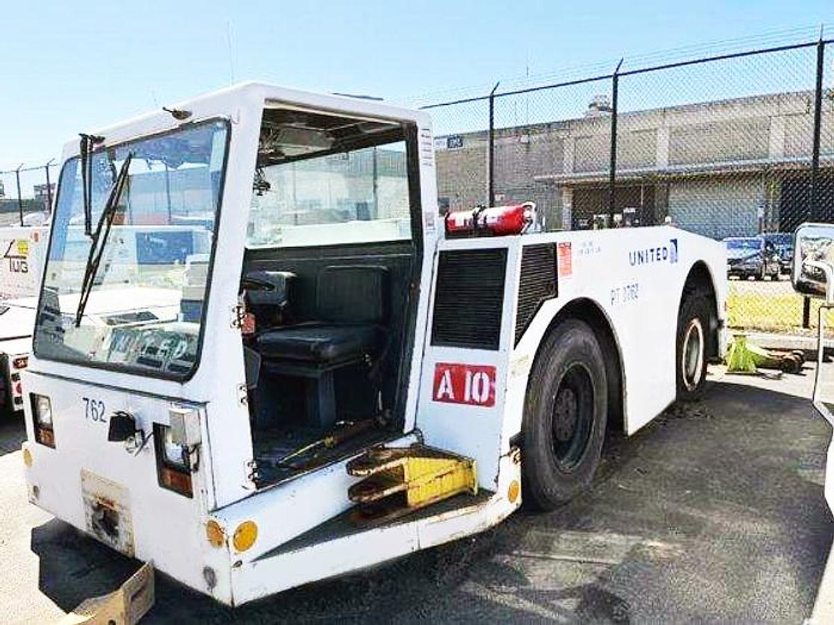 Used JBT B-600 Pushack Tractor