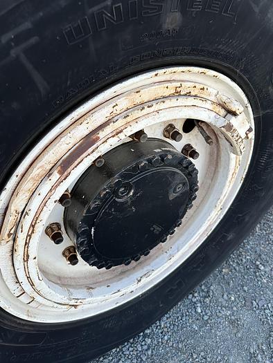 Used Stewart & Stevenson Pushback Tractor  Model GT – 100 R