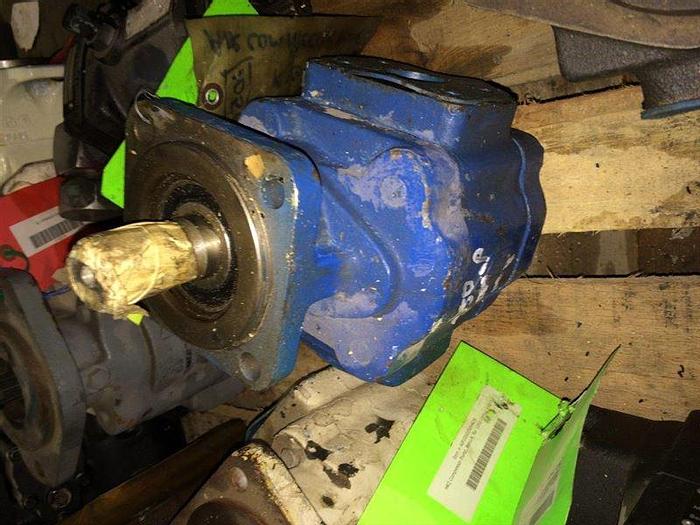 Used 0 Ingersoll-Rand AIP1050350HR2R HR2 Compressor Pump