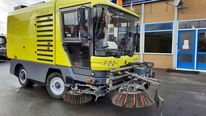 Gebruikt 2011 RAVO 530STH