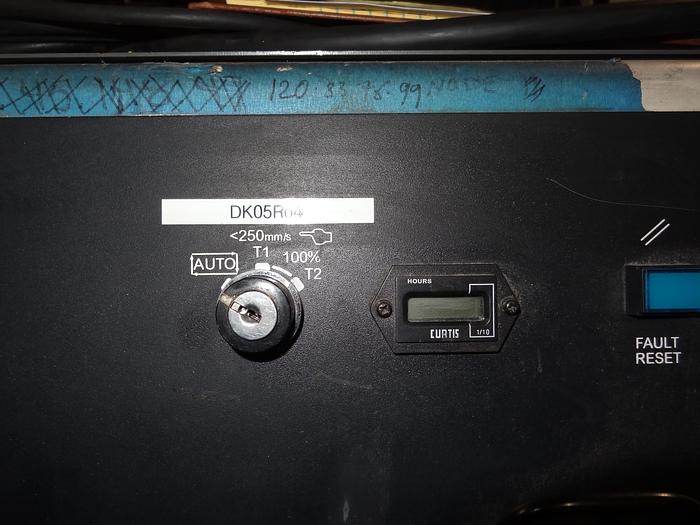 Used FANUC ARCMATE 120iC/10L 6 AXIS CNC MIG WELDING ROBOT WITH R30iA CONTROLLER