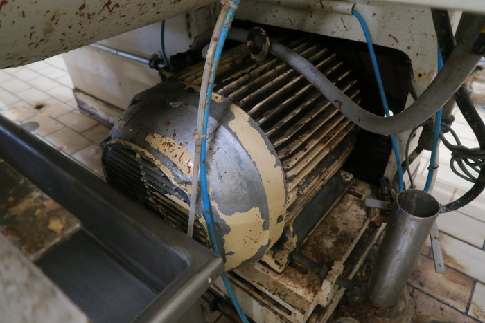 Used (4) x BEETZ 1000kg CHOCOLATE MIXERS