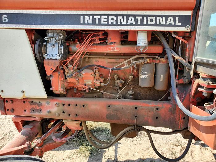Used International 986 Tractor