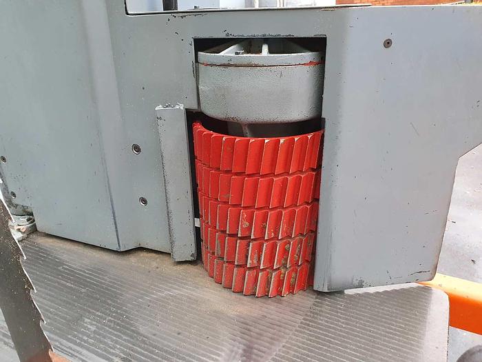 Used 1997 Meber Italy Bandsaw MEBER SR 900 R1