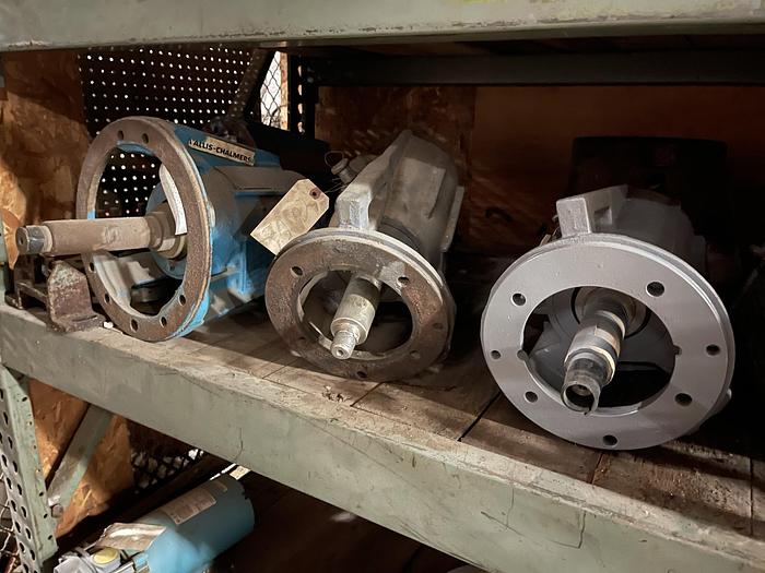 Used ASSORTED PUMP PARTS