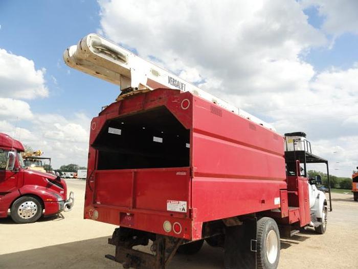 Used 2011 versalift V0270E