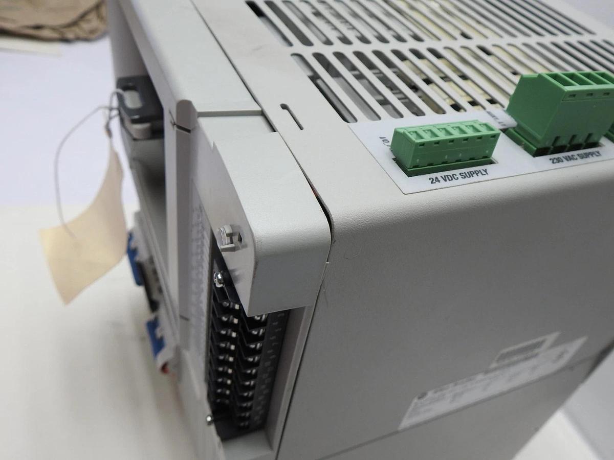 Allen Bradley 2094-BL50S SERIES B 460v Line Interface Module - READ DESC