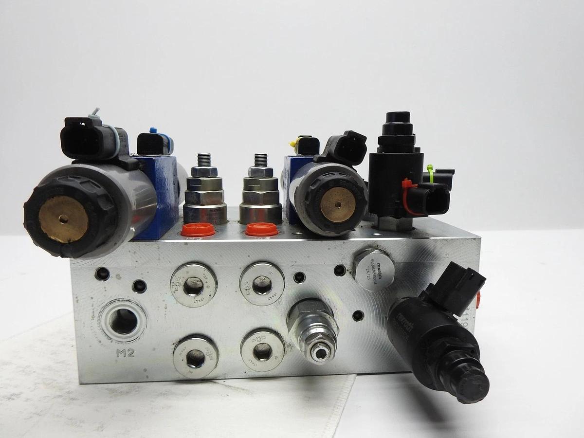 Wirtgen Hydraulic Manifold Assy R930069538, 2656607 Rexroth R901358659 4WRA6E30