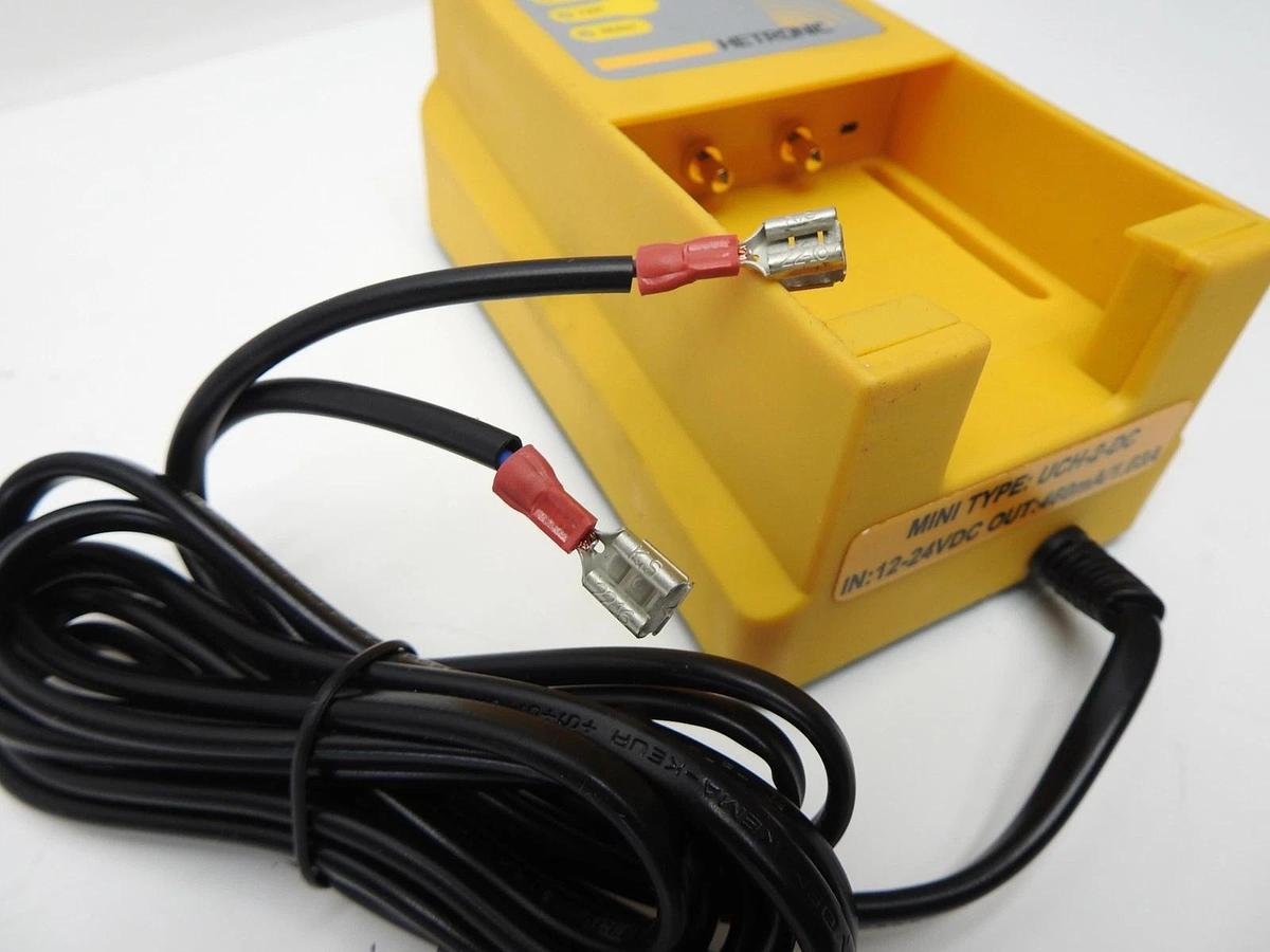 GENUINE Hetronic UCH-2-DC DC Battery Charger UCH-2, 12-24 VDC 0.5A - OEM NEW!
